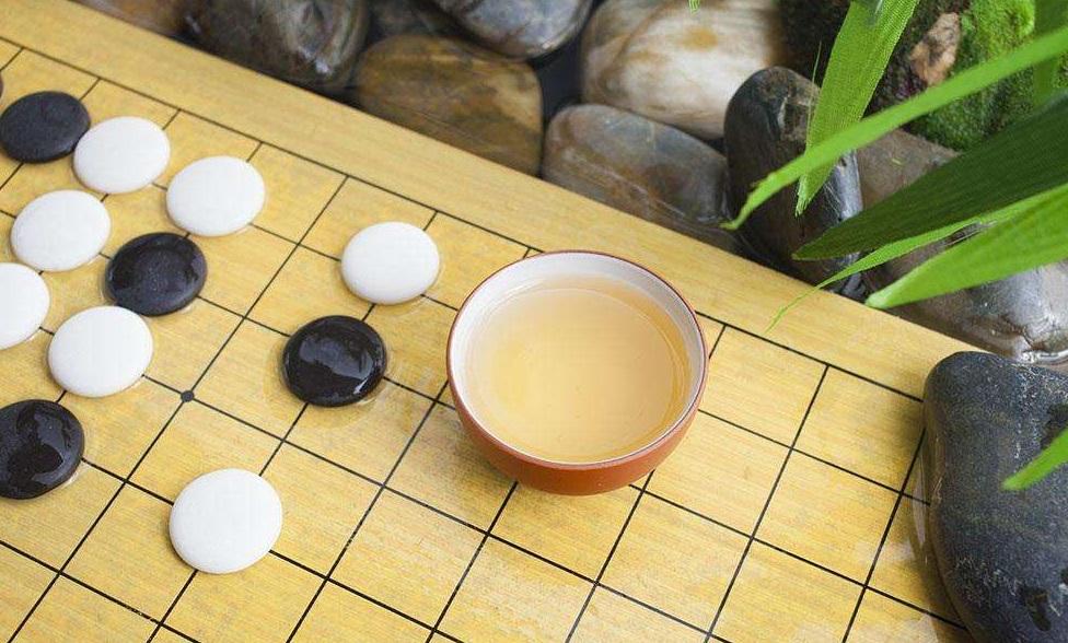 棋盘中学